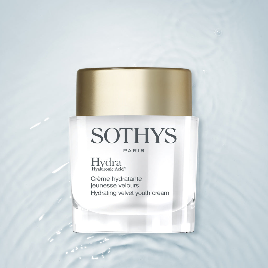 Hydrating Velvet Youth Cream. Voor de huid die (zeer) droog is en ruw aanvoelt. Hydrateert direct en vult aan waar nodig. Geeft een uiterst comfortabel gevoel