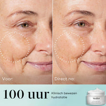 Charger l&#39;image dans la galerie, De kracht van deze Total moisture daily facial cream ligt in de hydraterende emoliënten wat de huidbarriere vol en zacht maakt.
