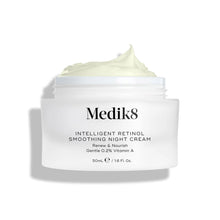 Afbeelding in Gallery-weergave laden, Medik8 Intelligent Retinol Smoothing Night Cream
